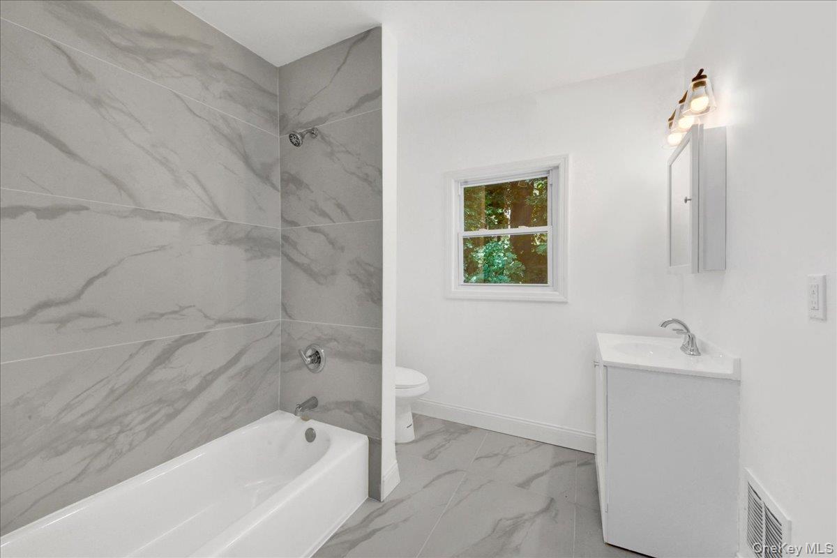 Photo 11 of this property