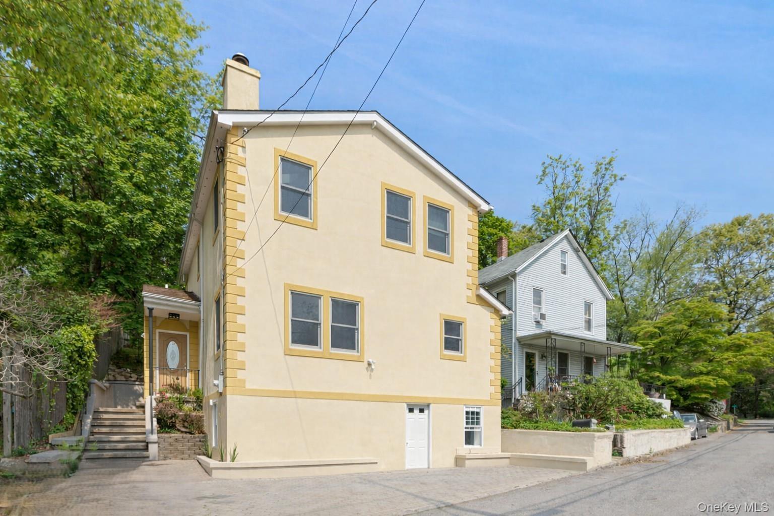 Welcome to Irvington! This bright 3-bed, 3-bath Colonial offers an ope...