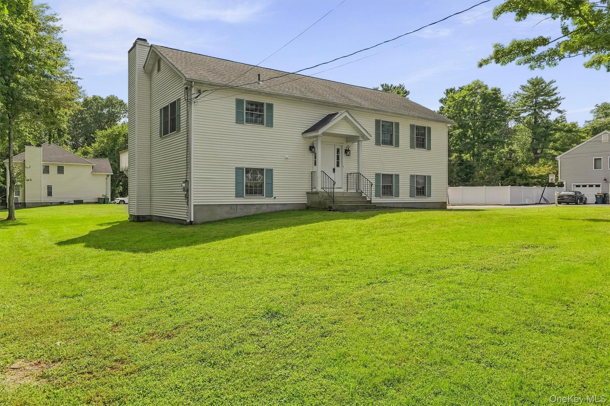 Photo 3 of this property