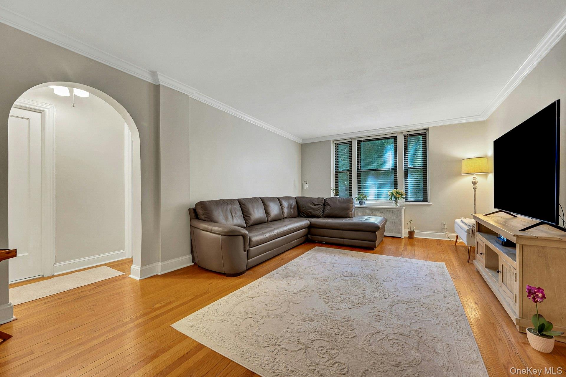 Photo 6 of this property