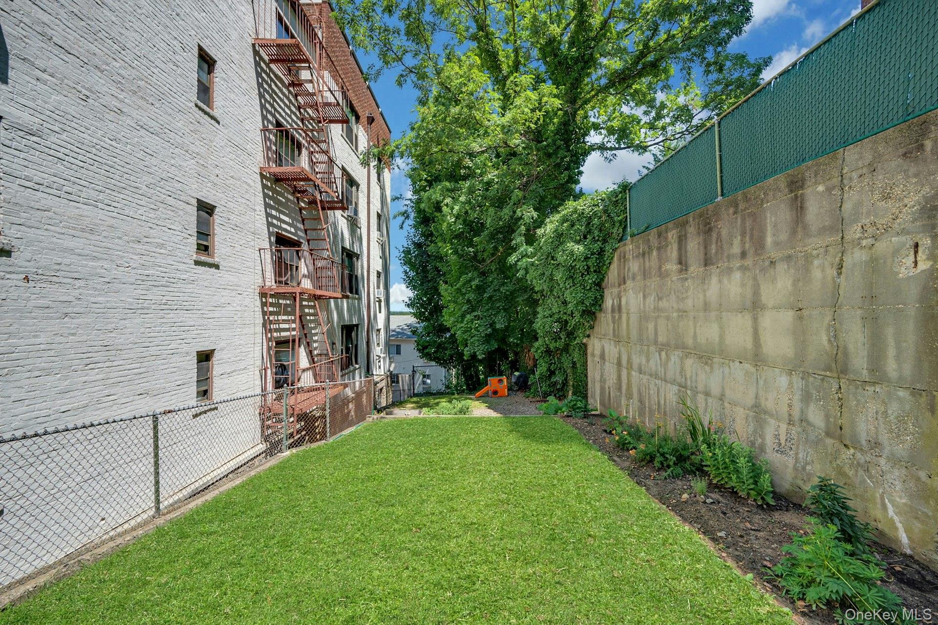 Photo 19 of this property
