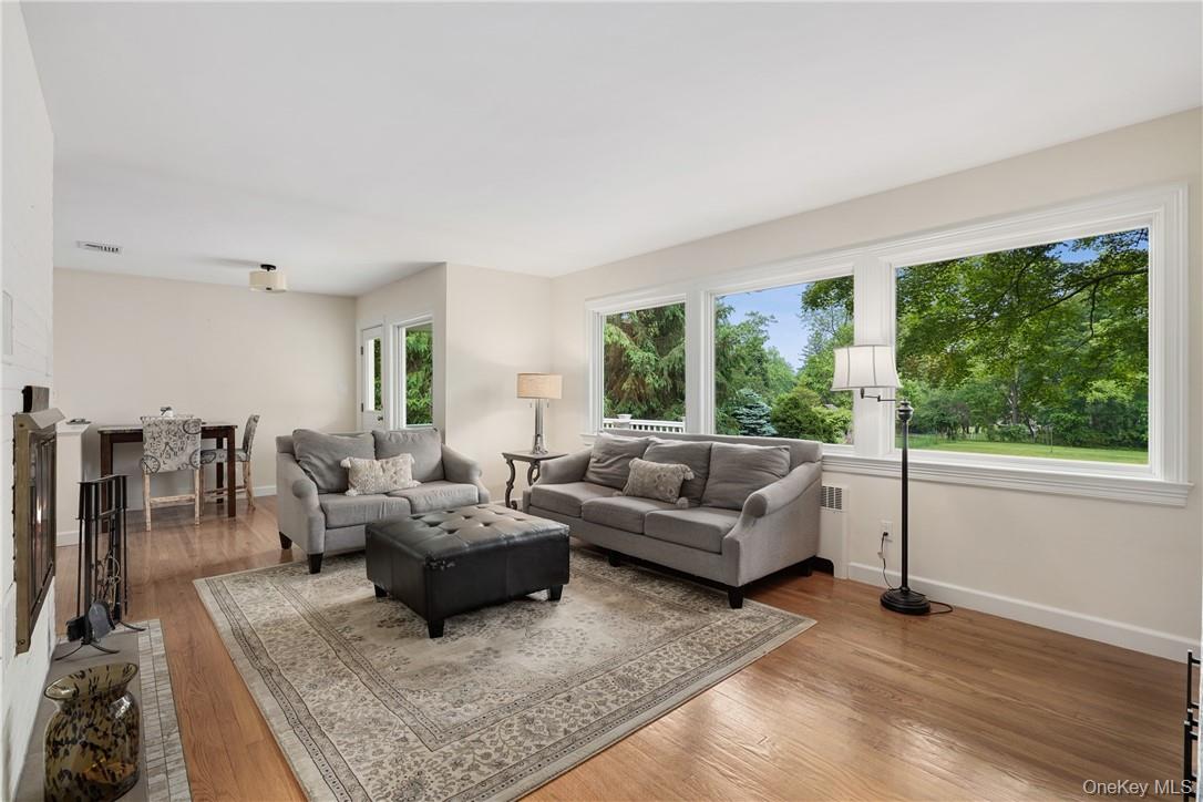 Photo 4 of this property