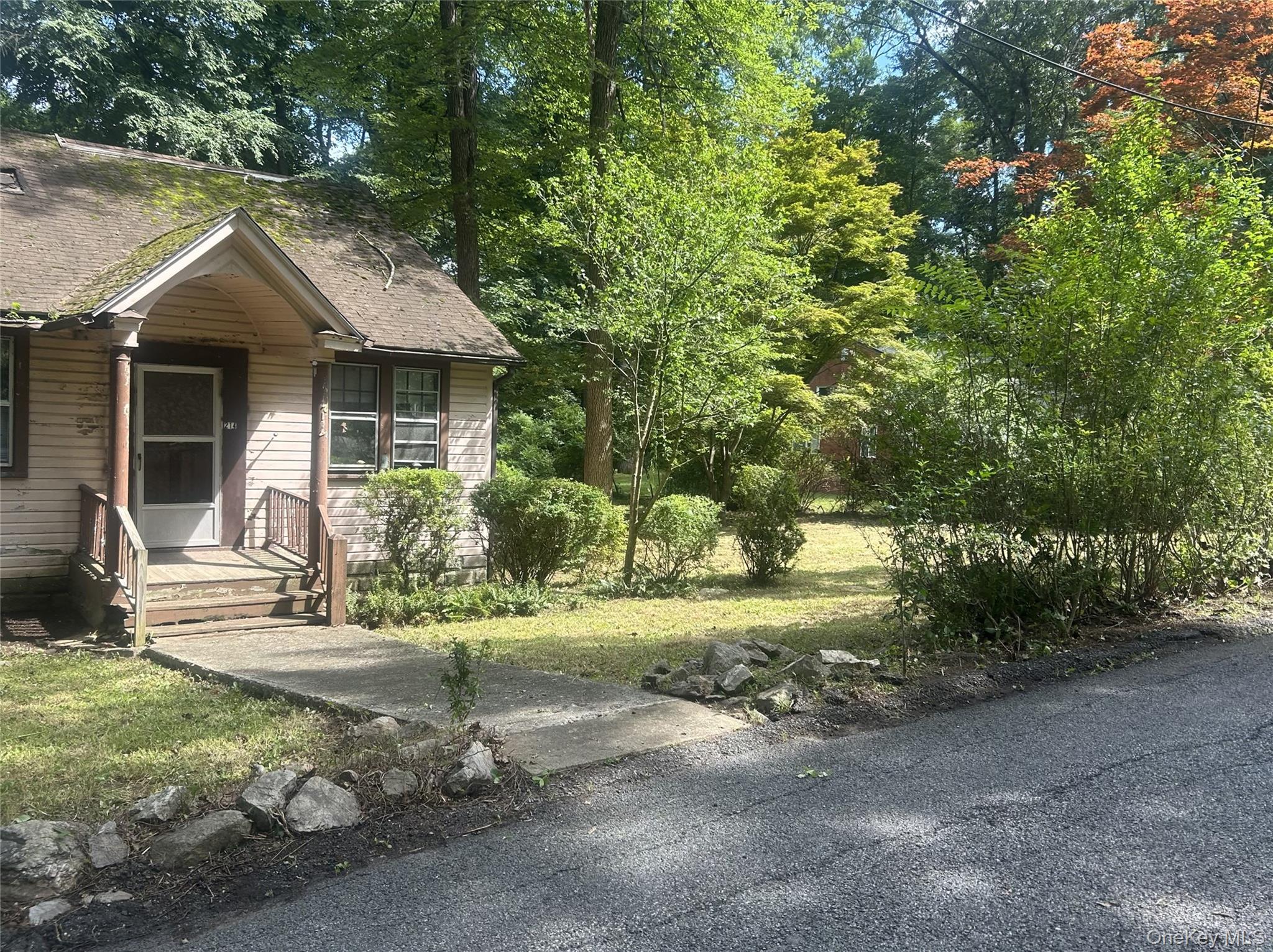 Photo 3 of this property