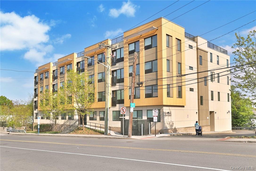 Welcome to this beautiful updated 2-Bedroom, 2-Full Bath apartment in...