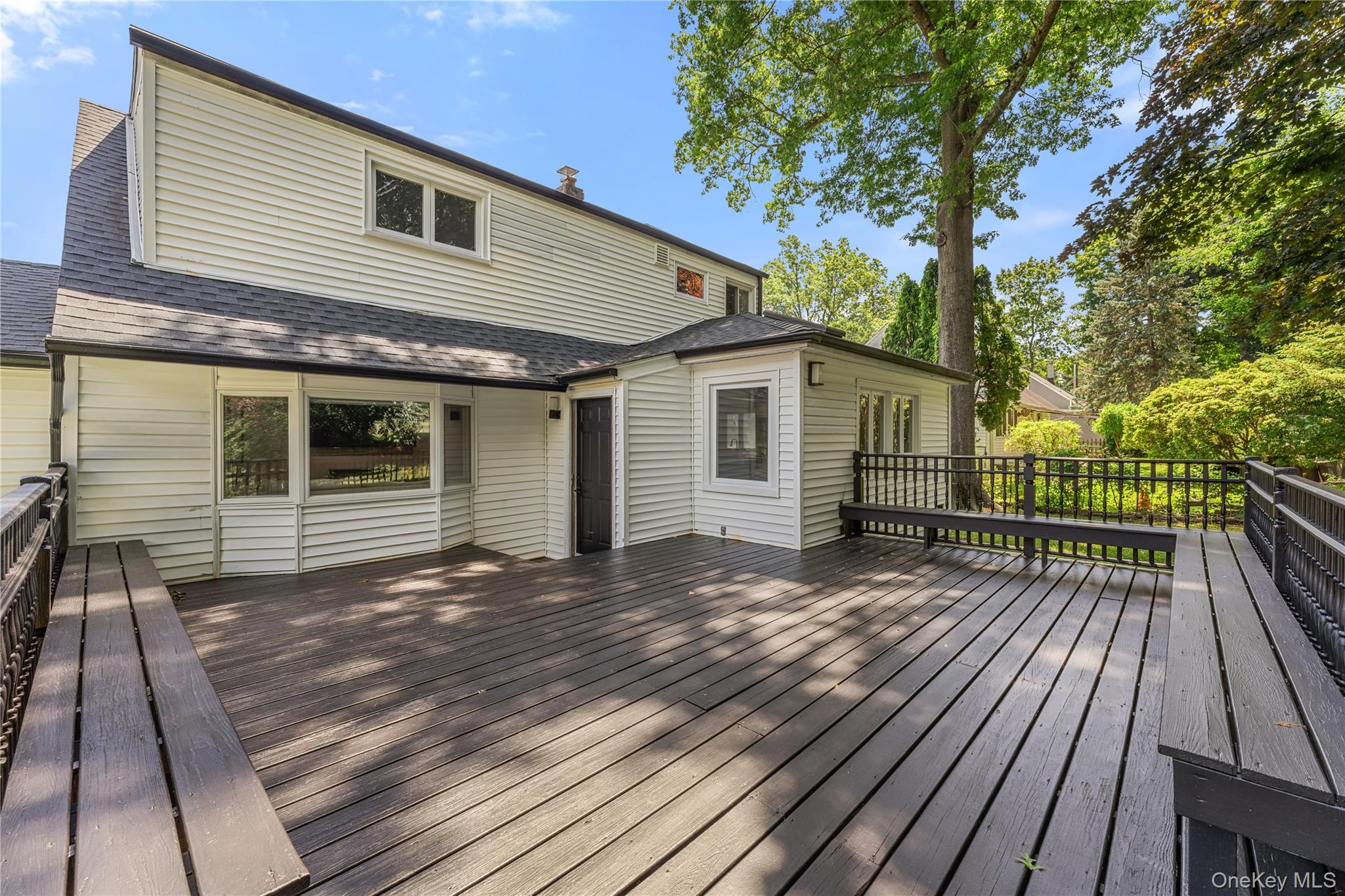 Photo 32 of this property