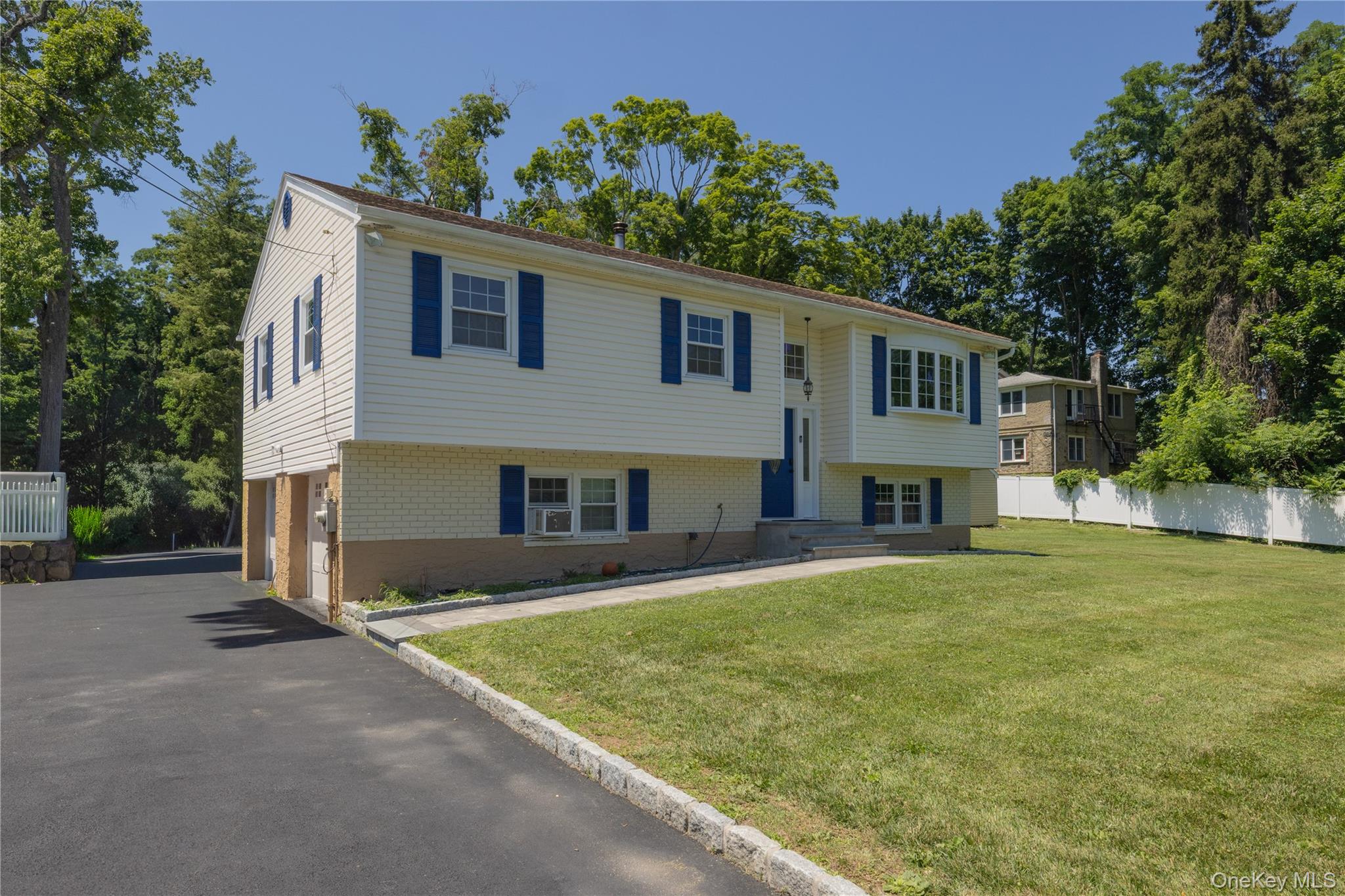Photo 6 of this property