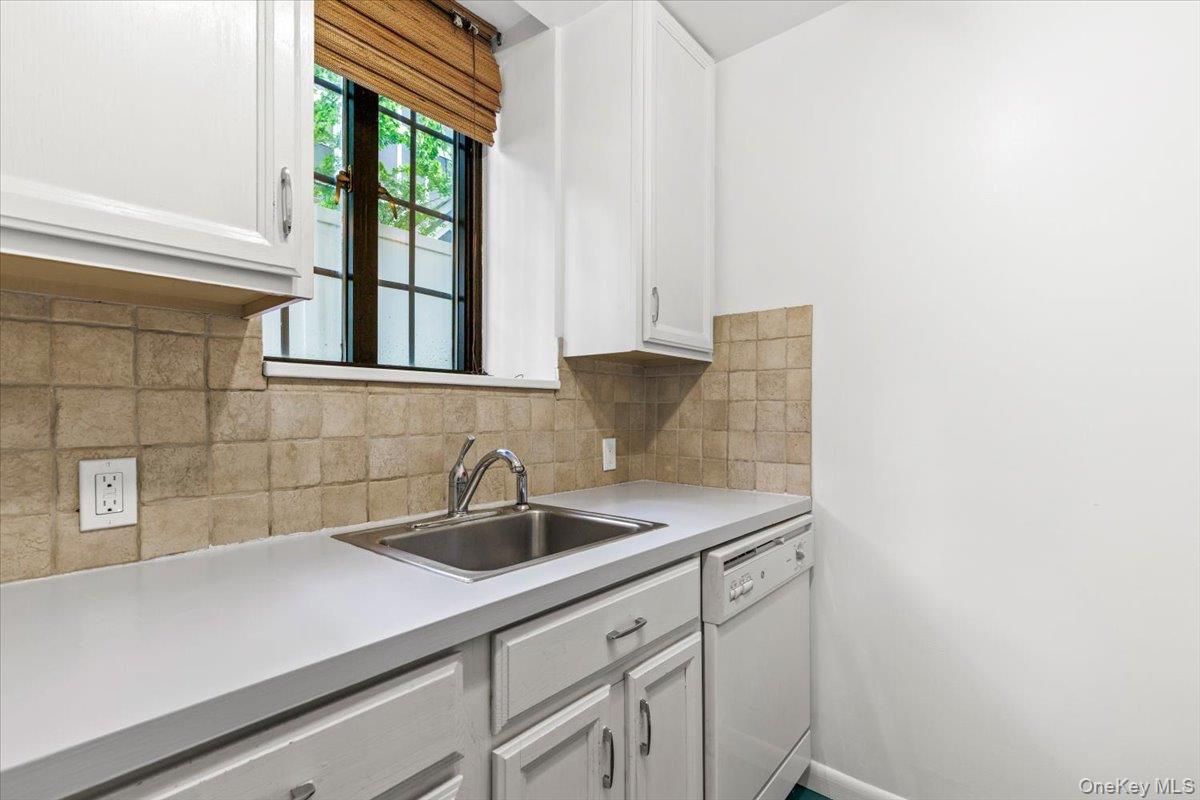 Photo 7 of this property