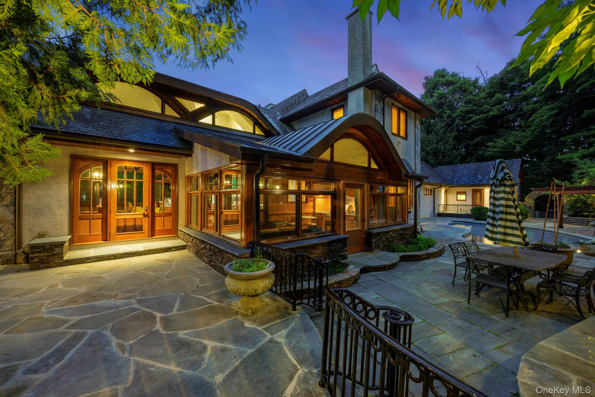 Photo 6 of this property