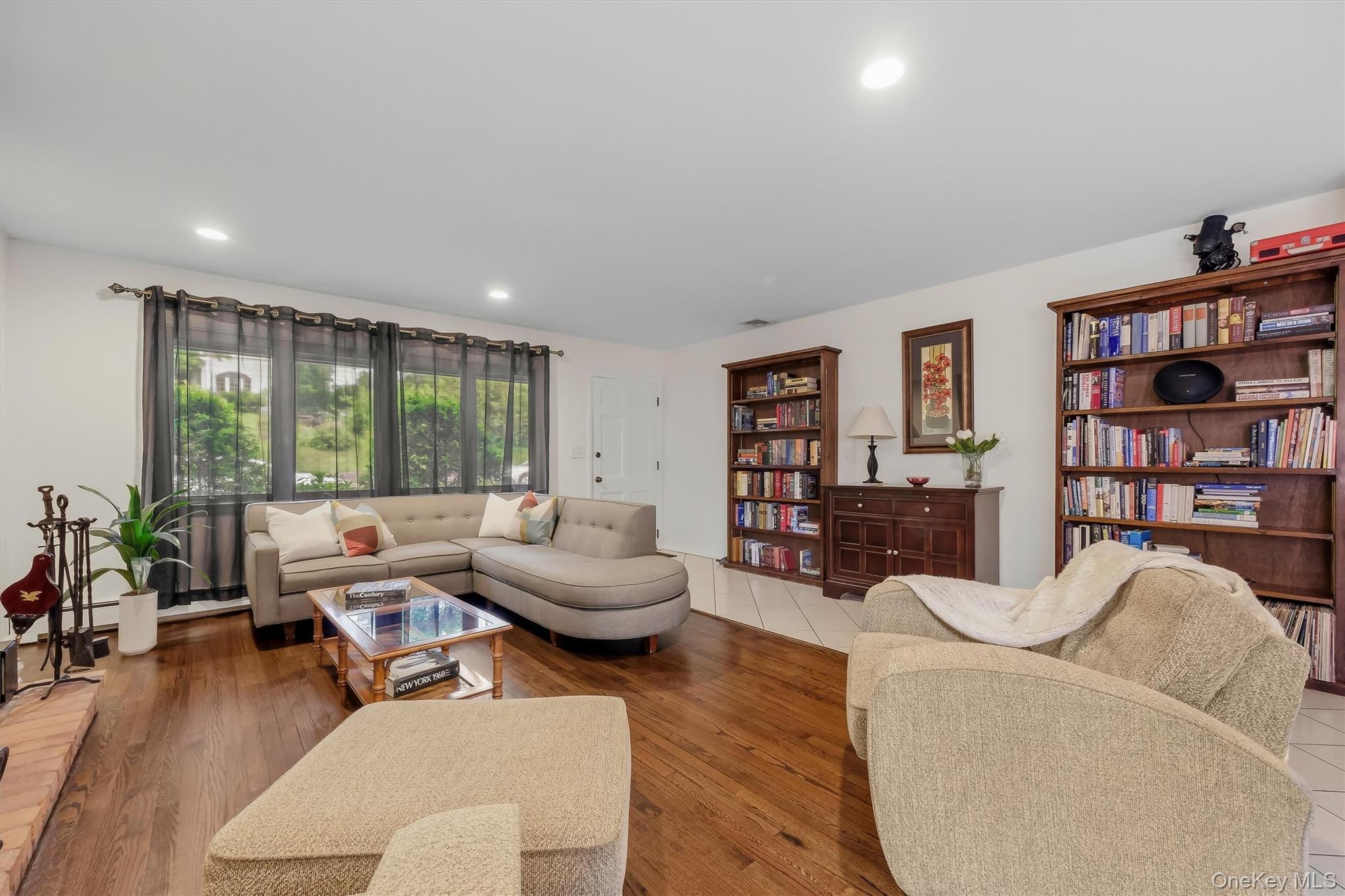 Photo 4 of this property