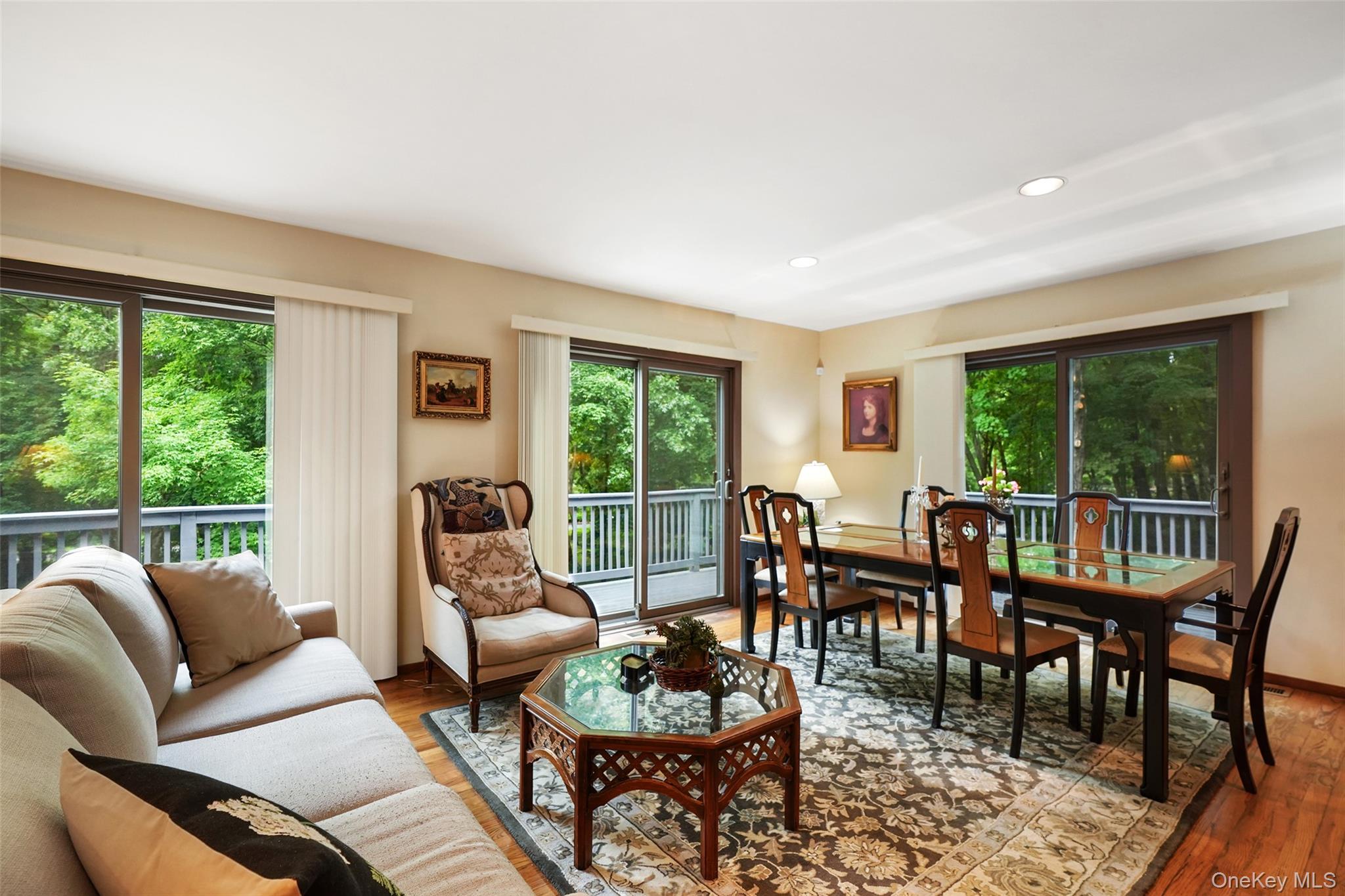 Photo 4 of this property