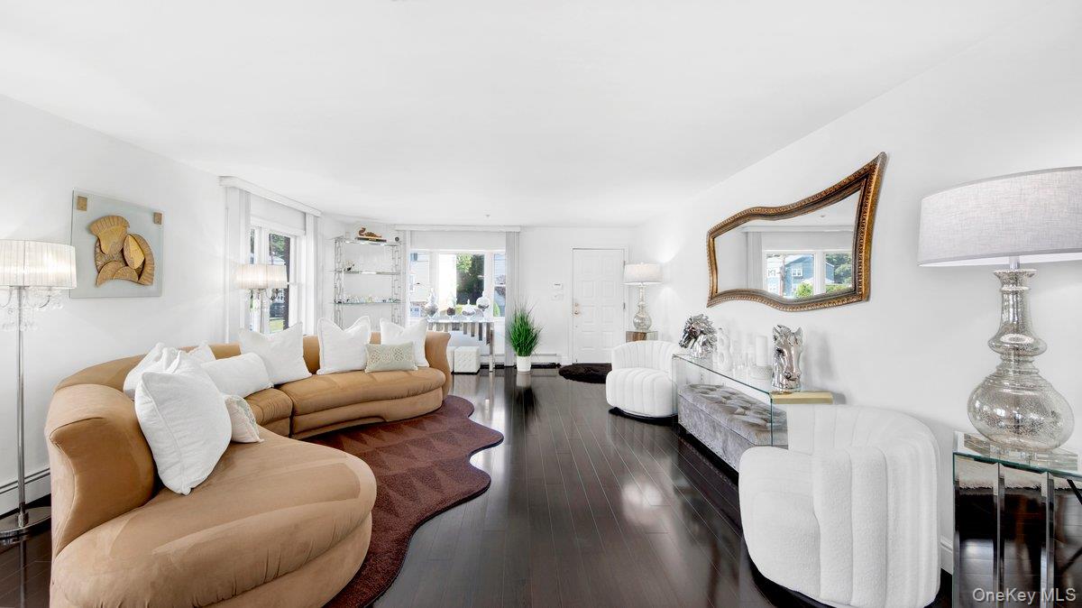 Photo 4 of this property