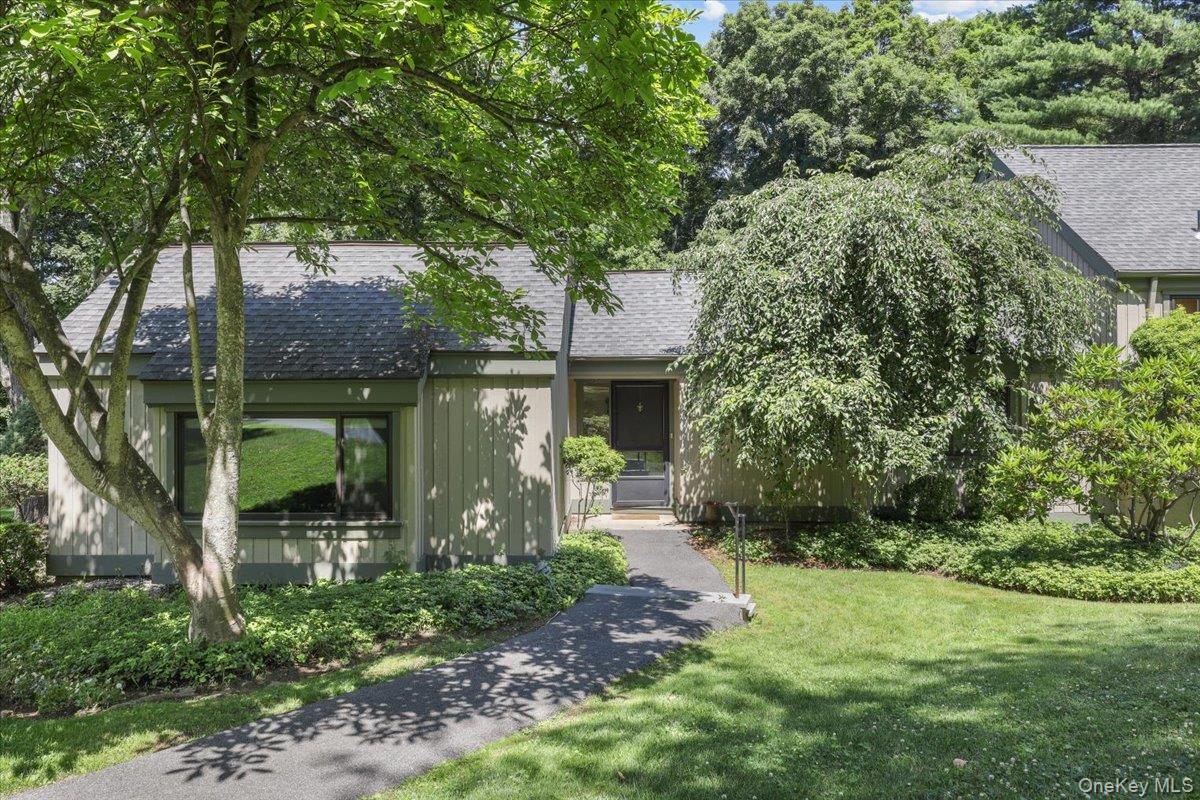Welcome to this beautifully updated 3-bedroom, 2-bath home in the soug...