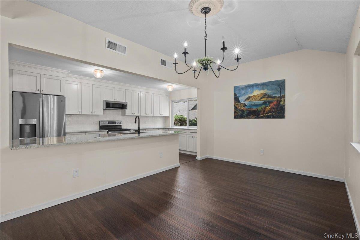 Photo 7 of this property