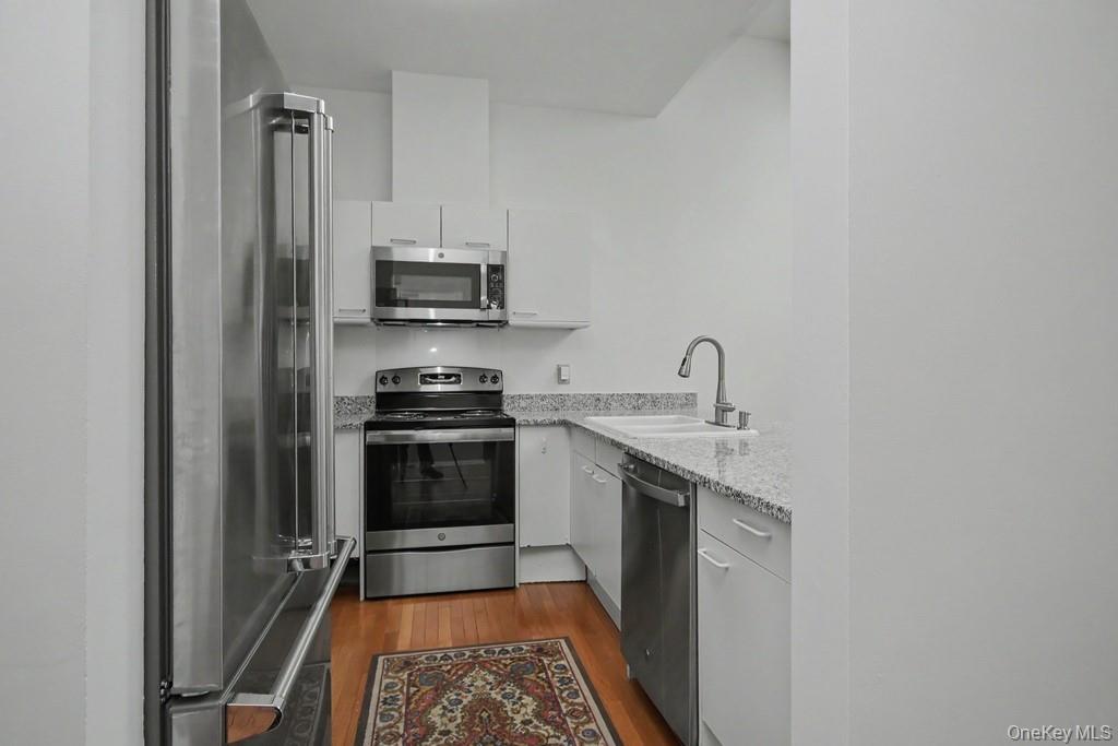 Photo 5 of this property