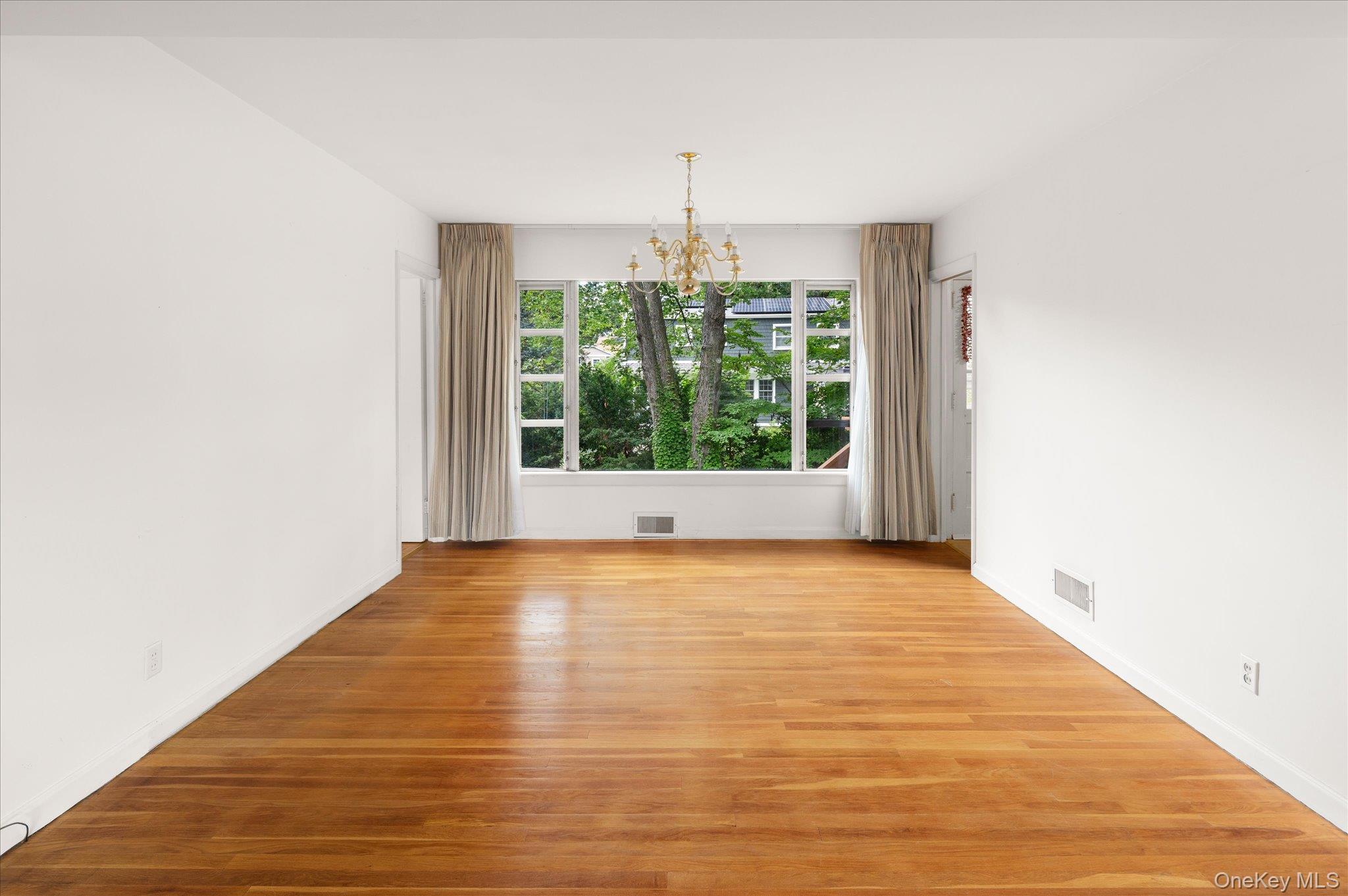 Photo 7 of this property