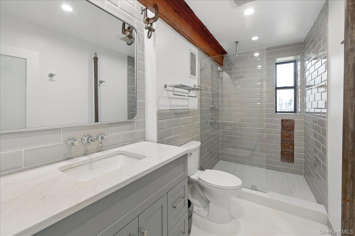 Photo 32 of this property