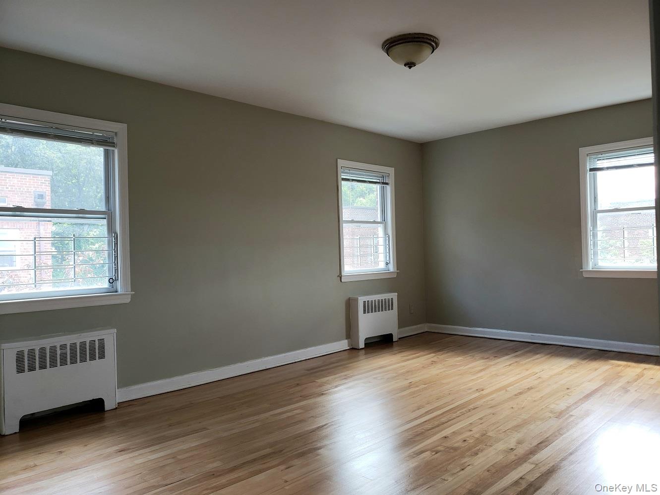Photo 4 of this property