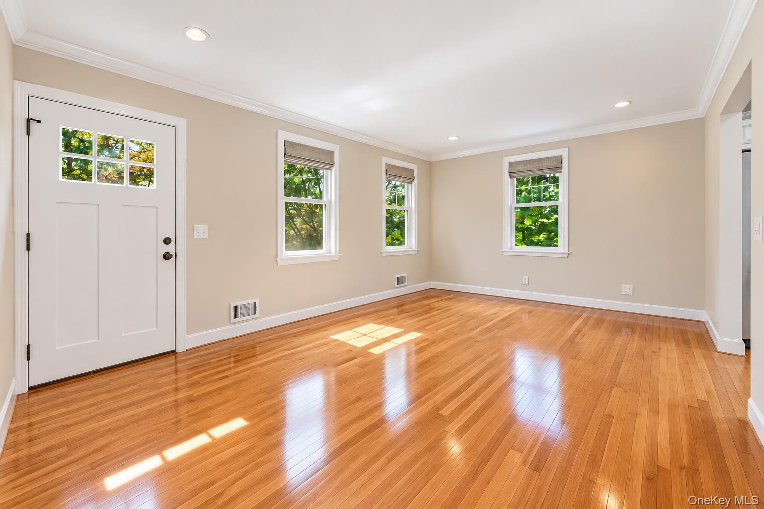 Photo 4 of this property