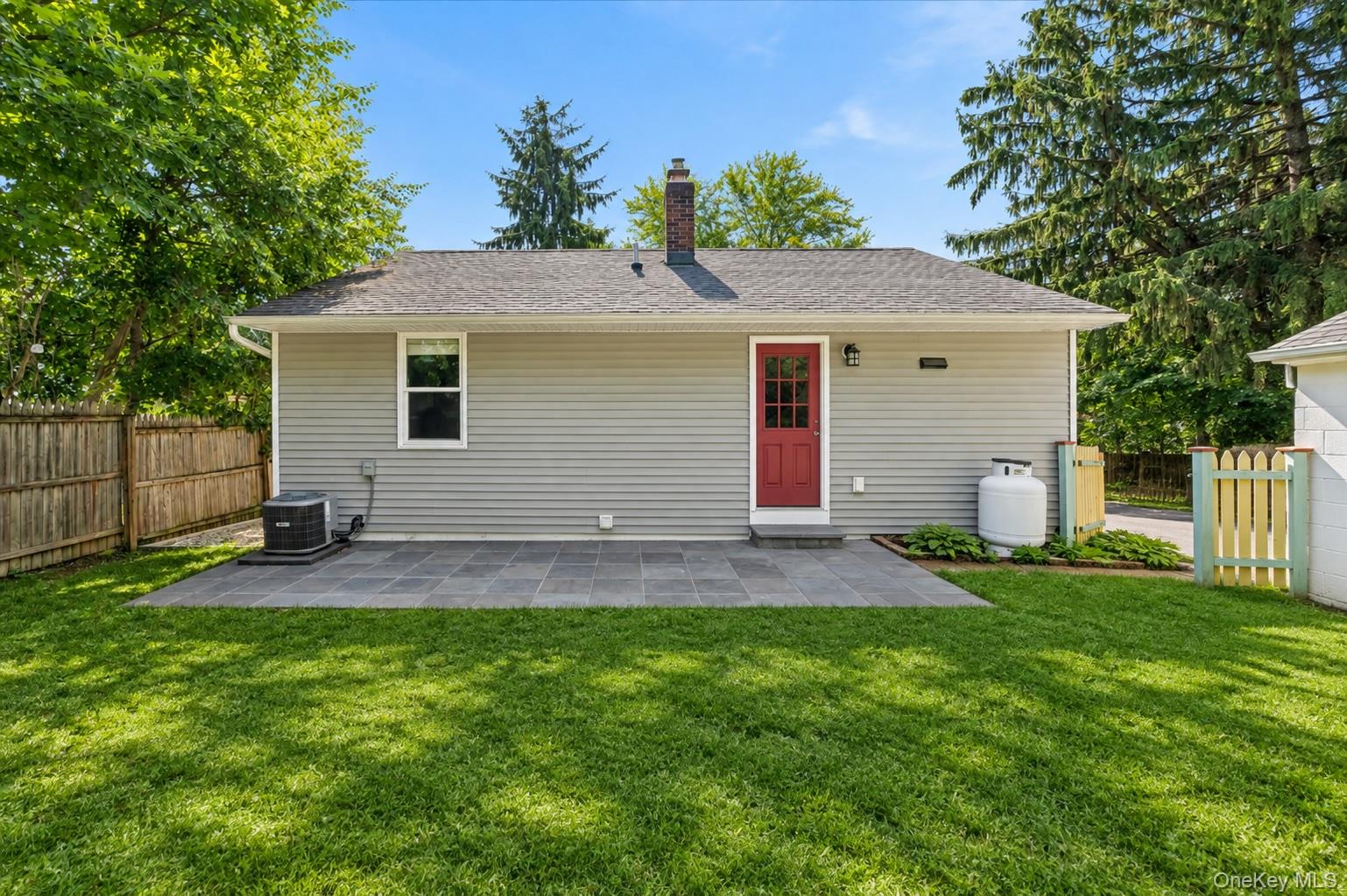 Photo 7 of this property