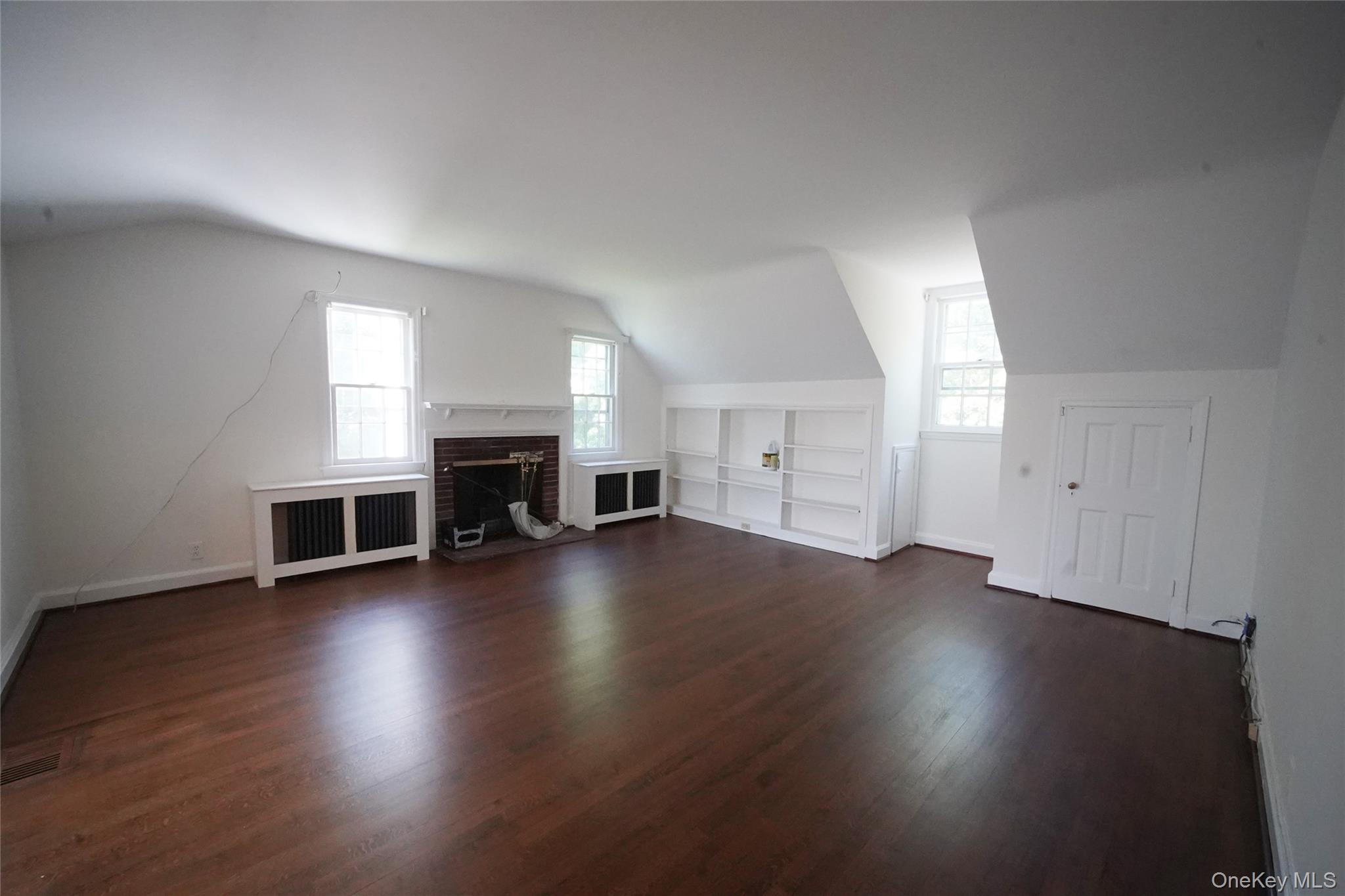 Photo 3 of this property