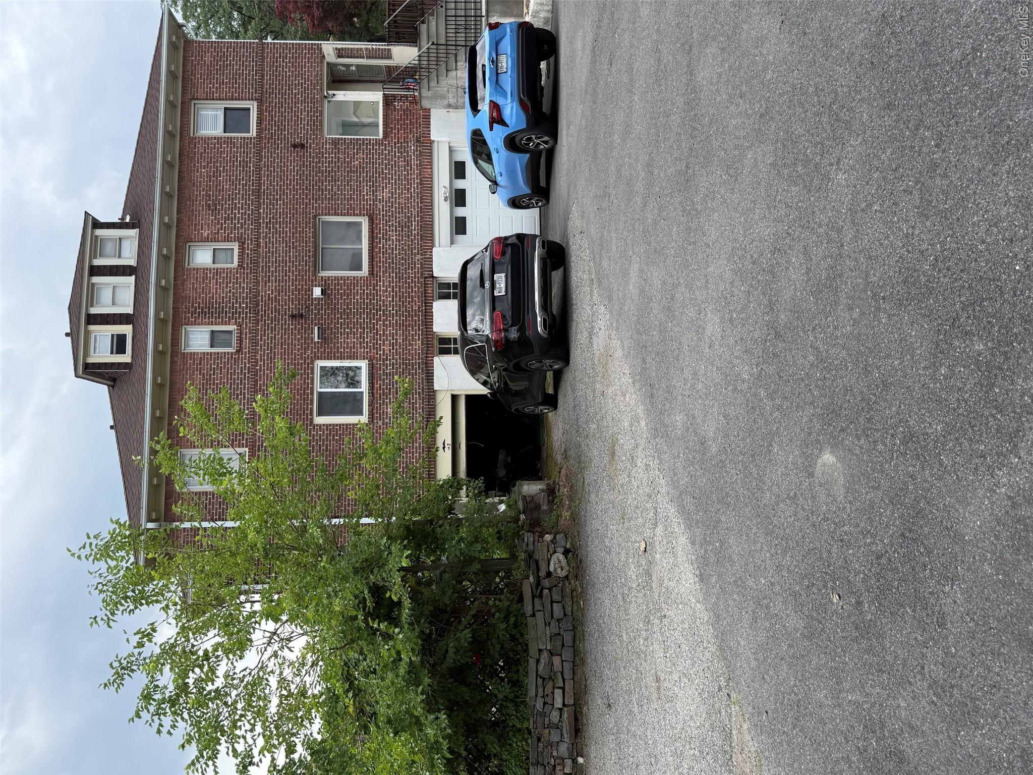 Photo 4 of this property