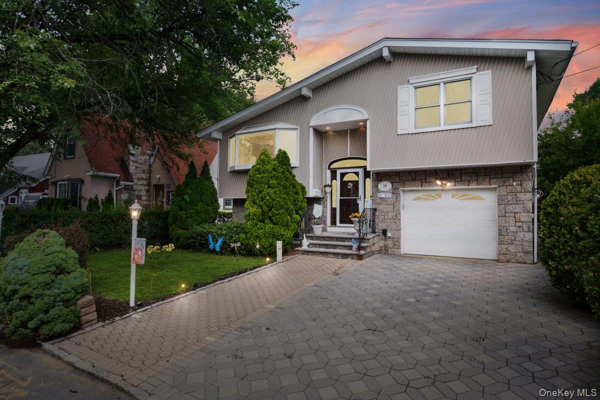 Welcome to 36 Shelburne! Nestled in the desirable Homefield section of...