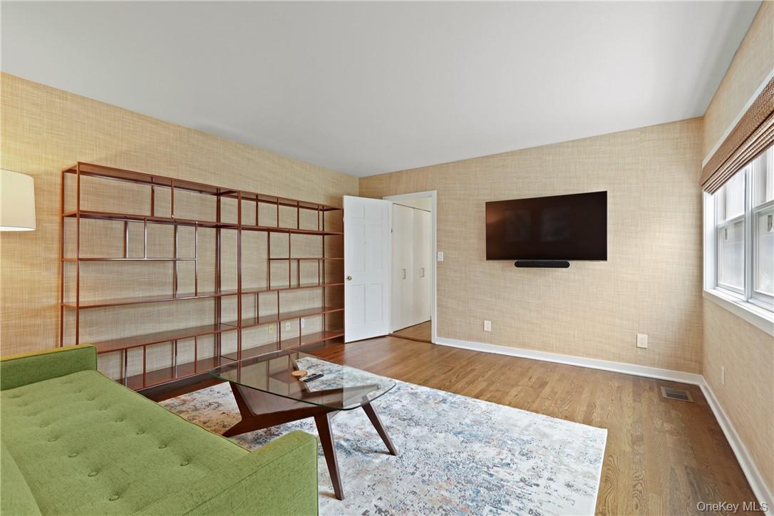 Photo 7 of this property