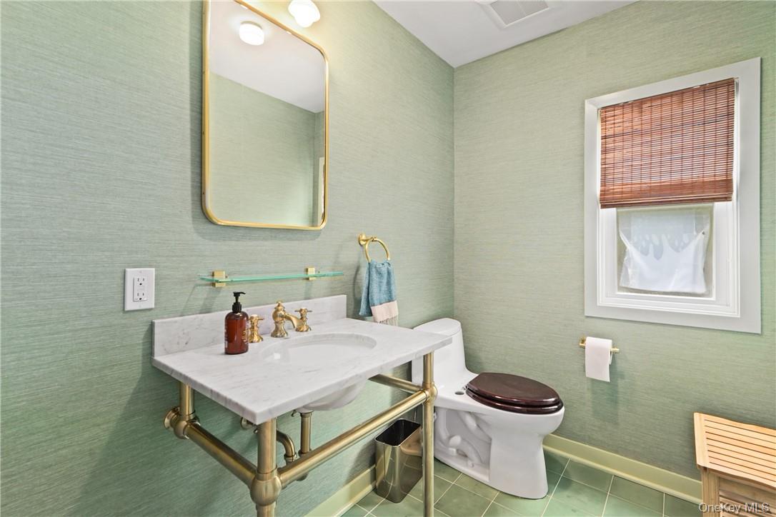 Photo 9 of this property