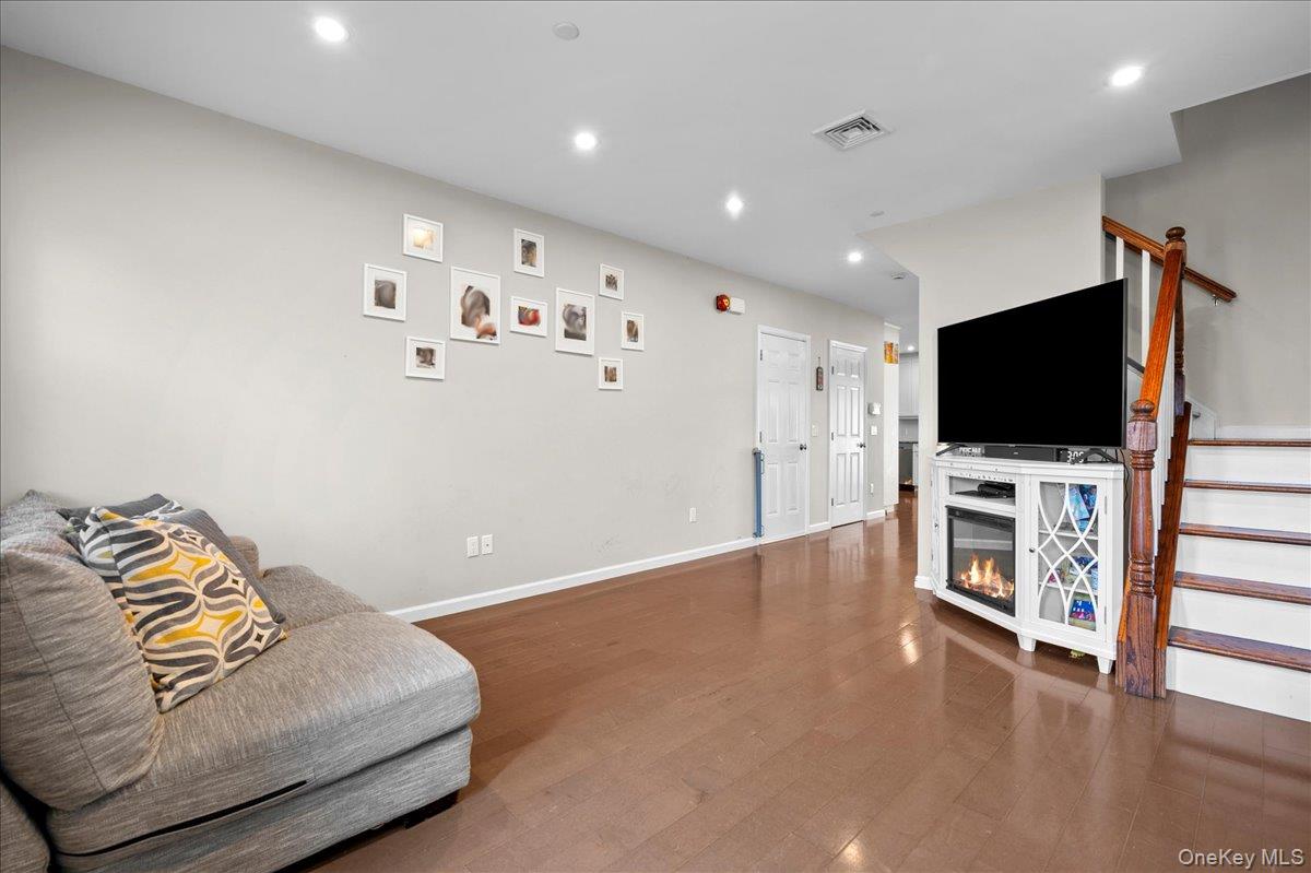 Photo 3 of this property