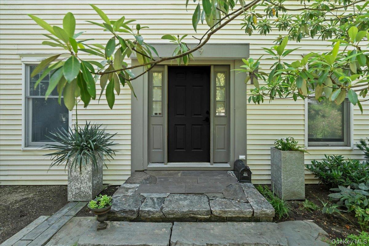 Photo 3 of this property