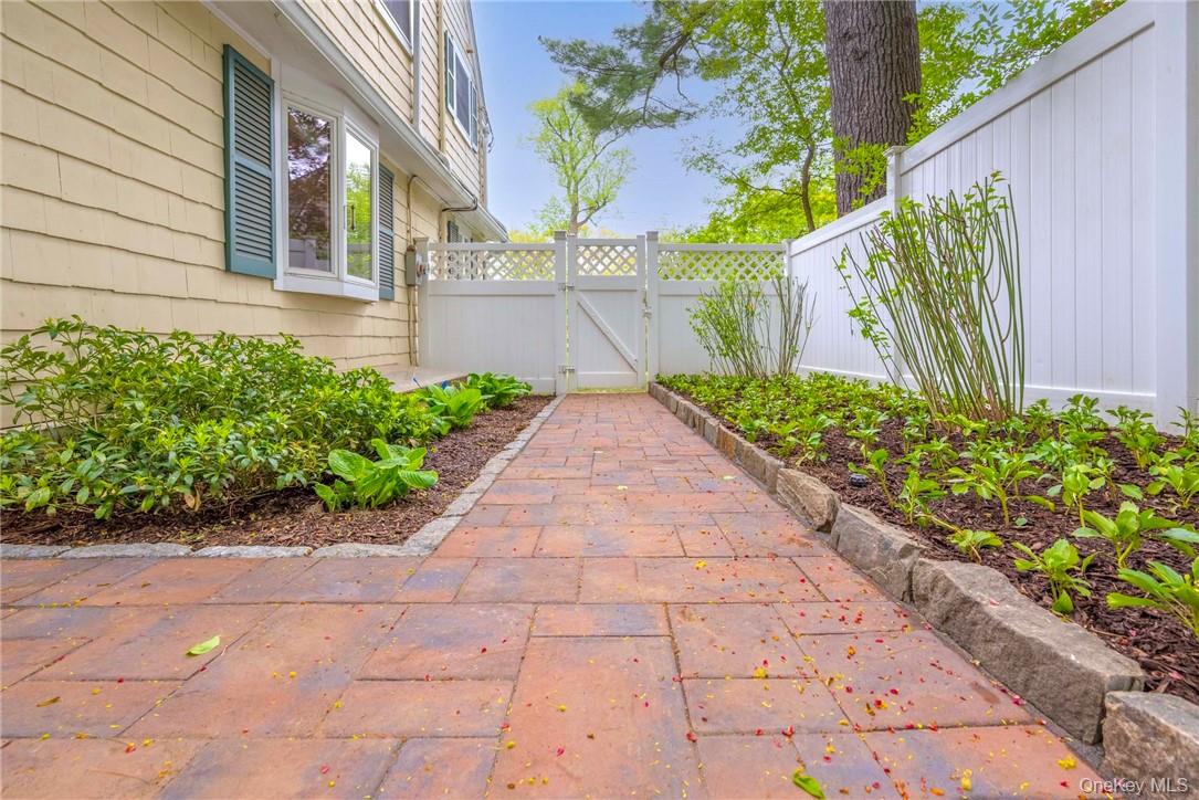 Photo 3 of this property