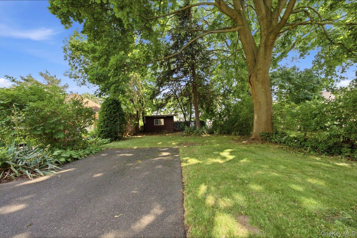 Photo 33 of this property
