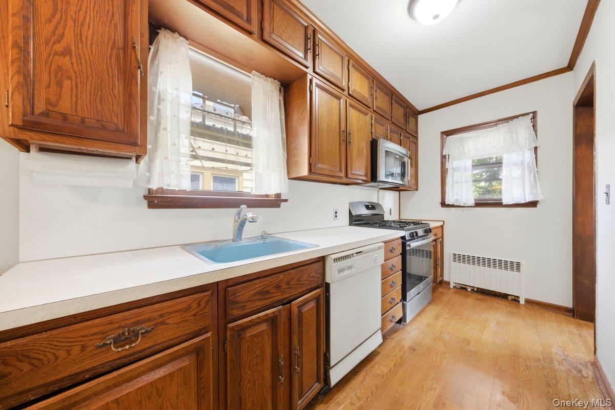 Photo 11 of this property