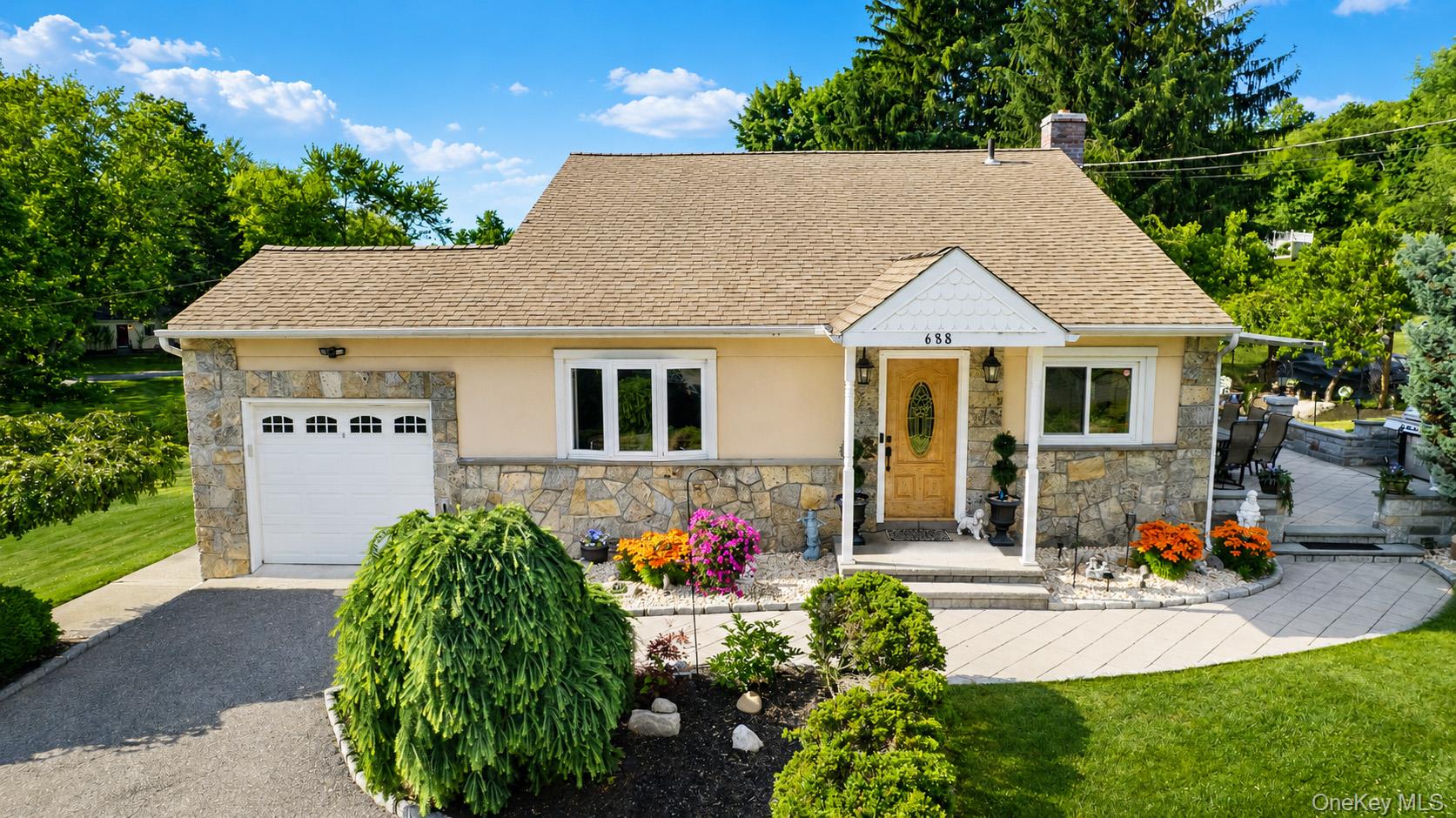 Photo 6 of this property