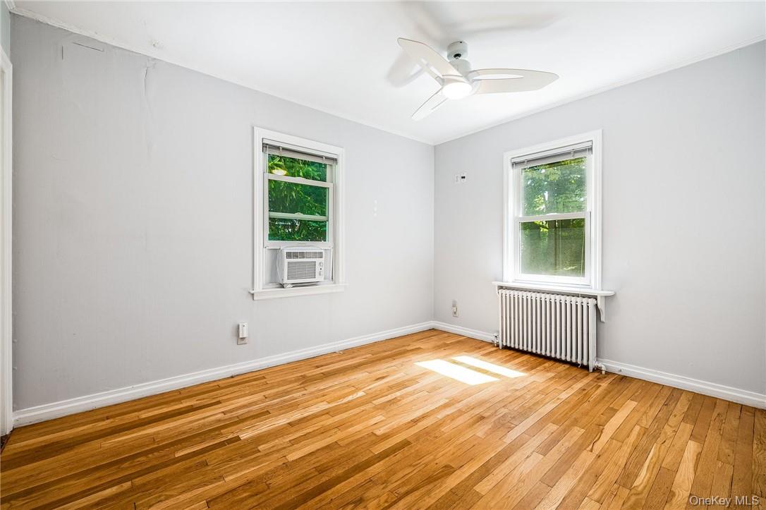 Photo 4 of this property