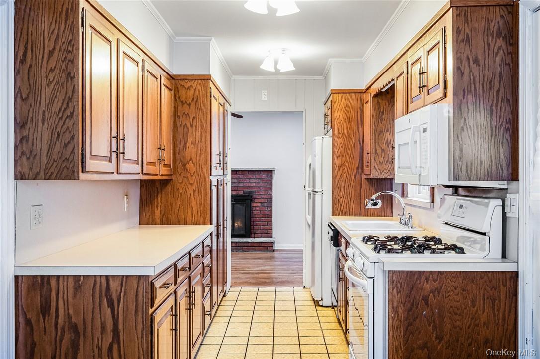 Photo 6 of this property