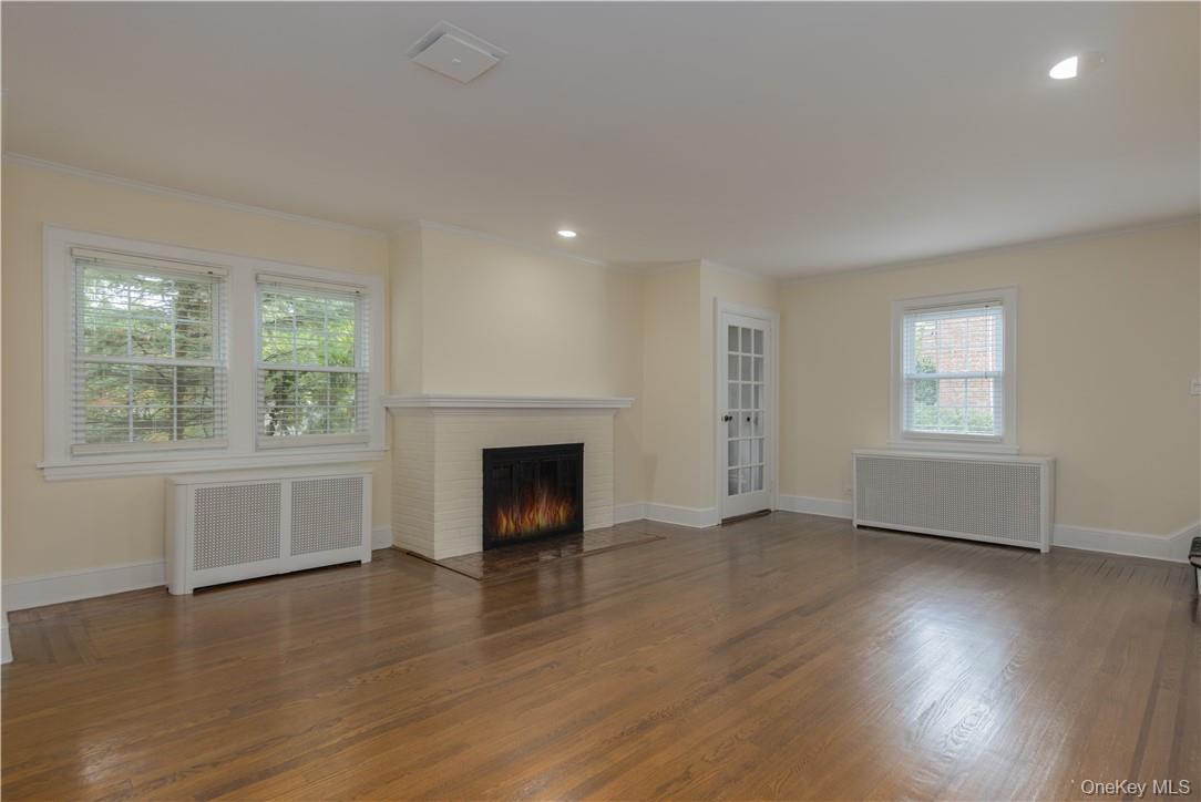 Photo 3 of this property