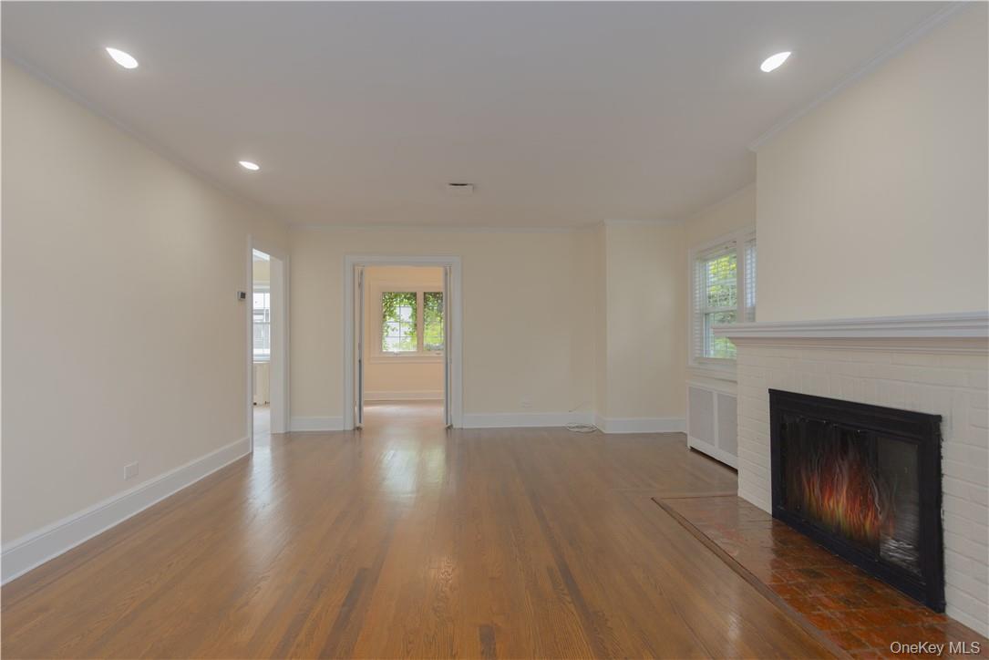 Photo 4 of this property