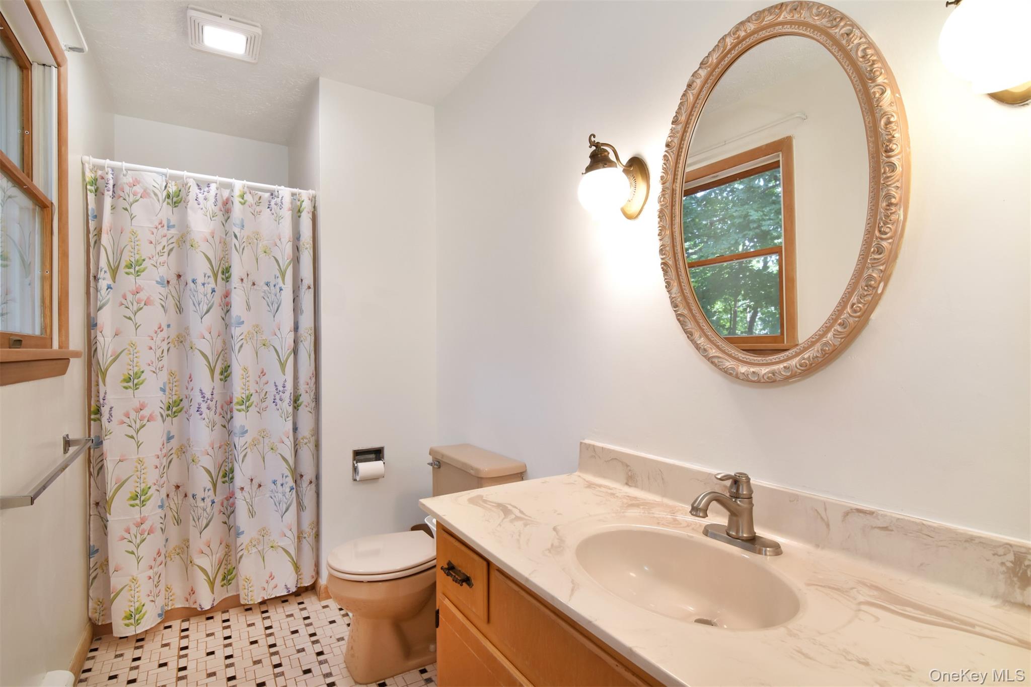 Photo 11 of this property