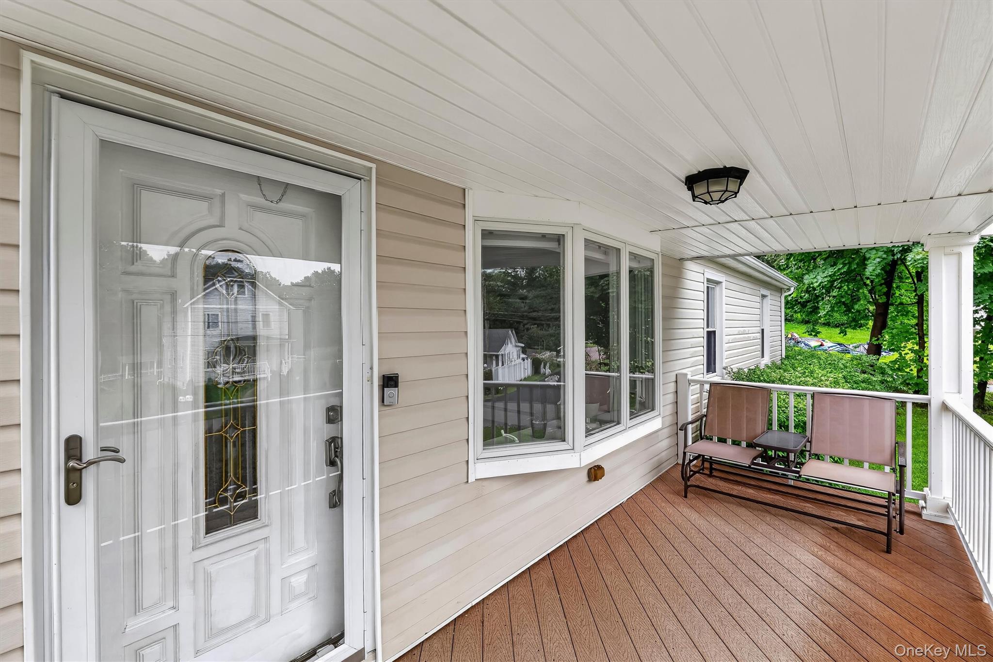 Photo 4 of this property