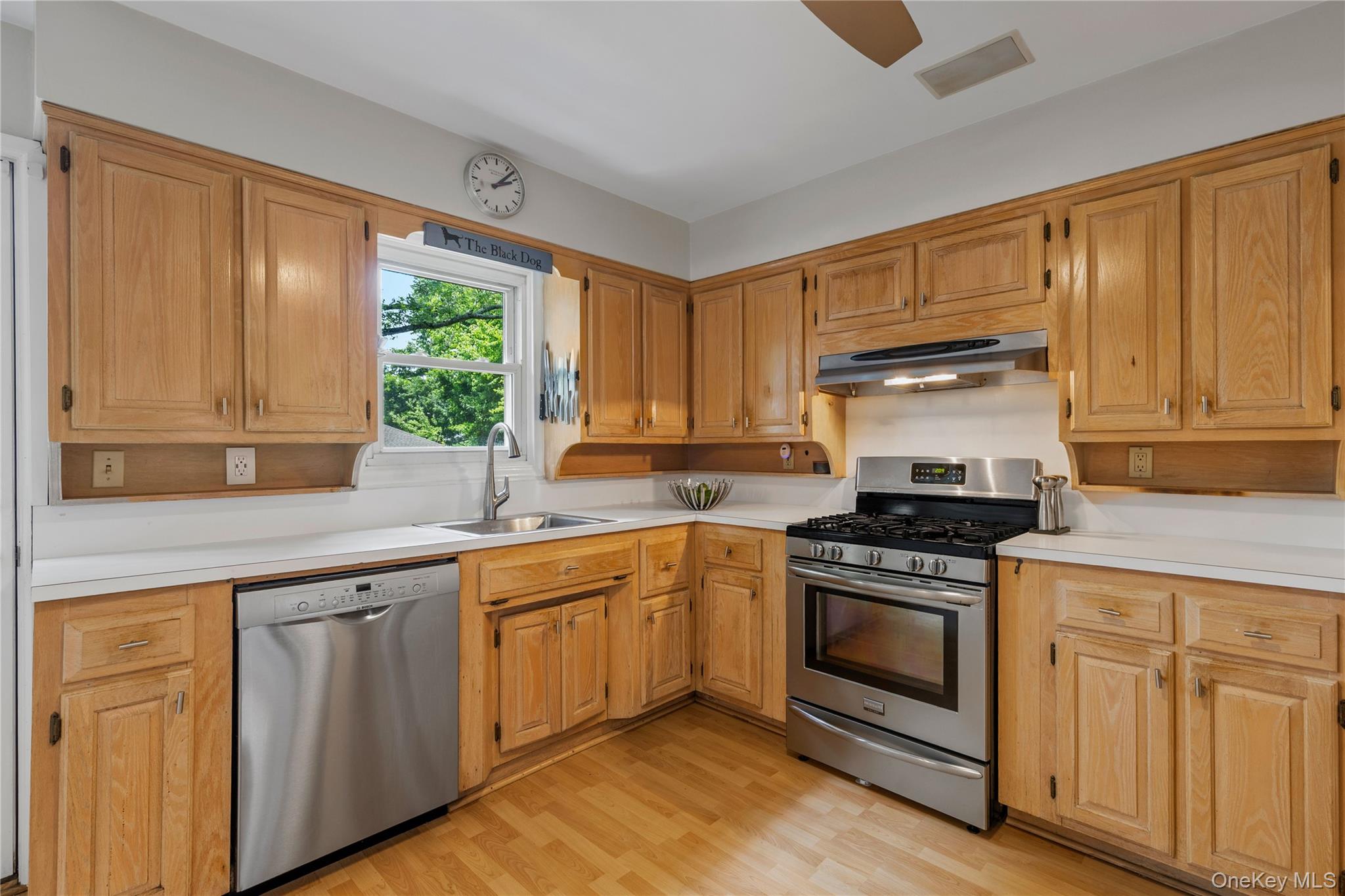 Photo 9 of this property