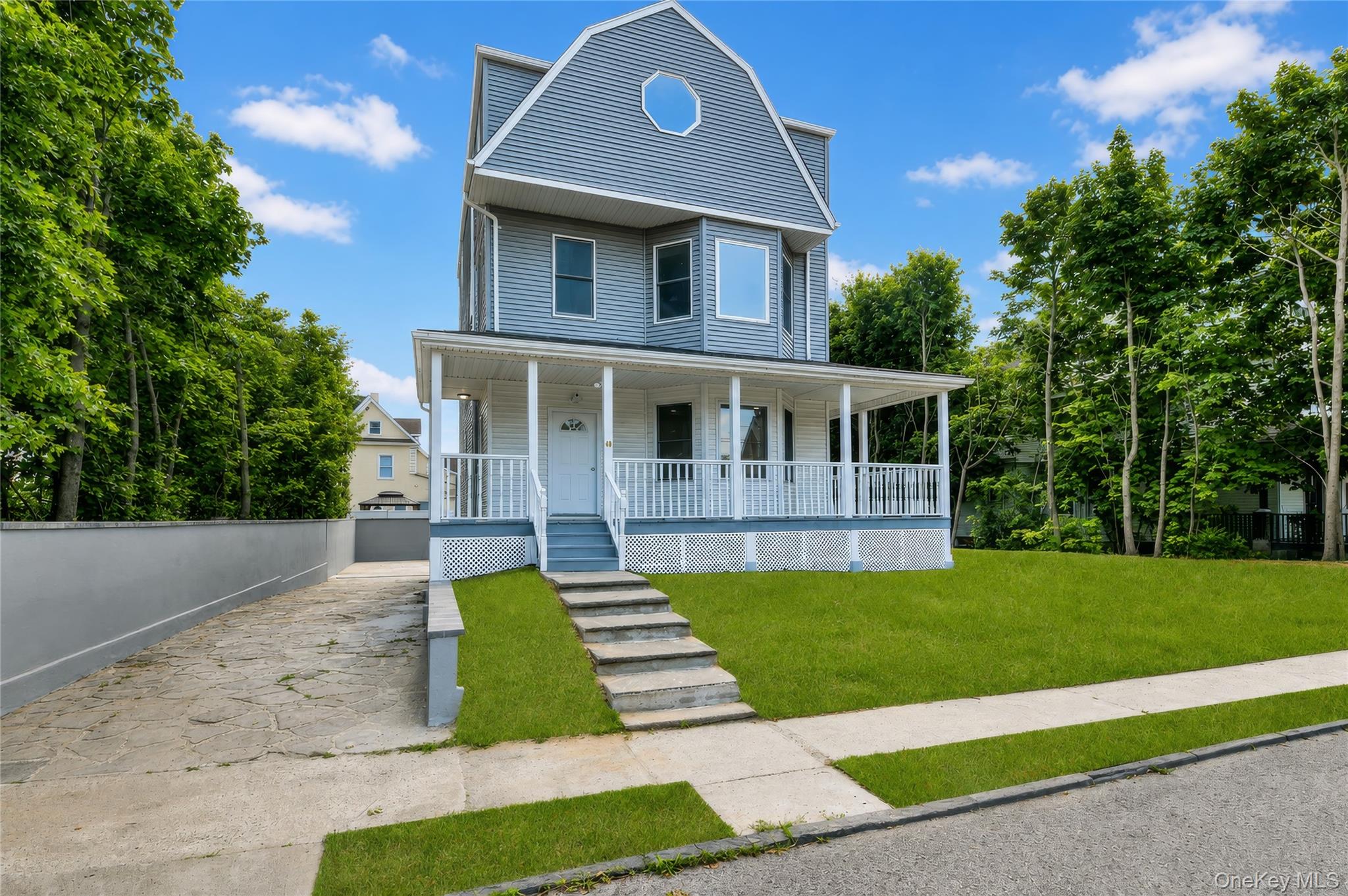 Photo 3 of this property