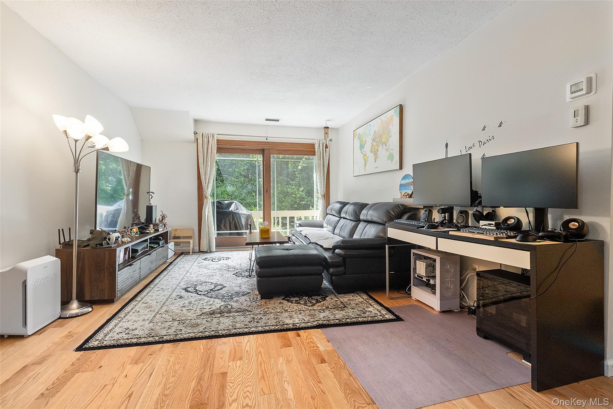Photo 6 of this property