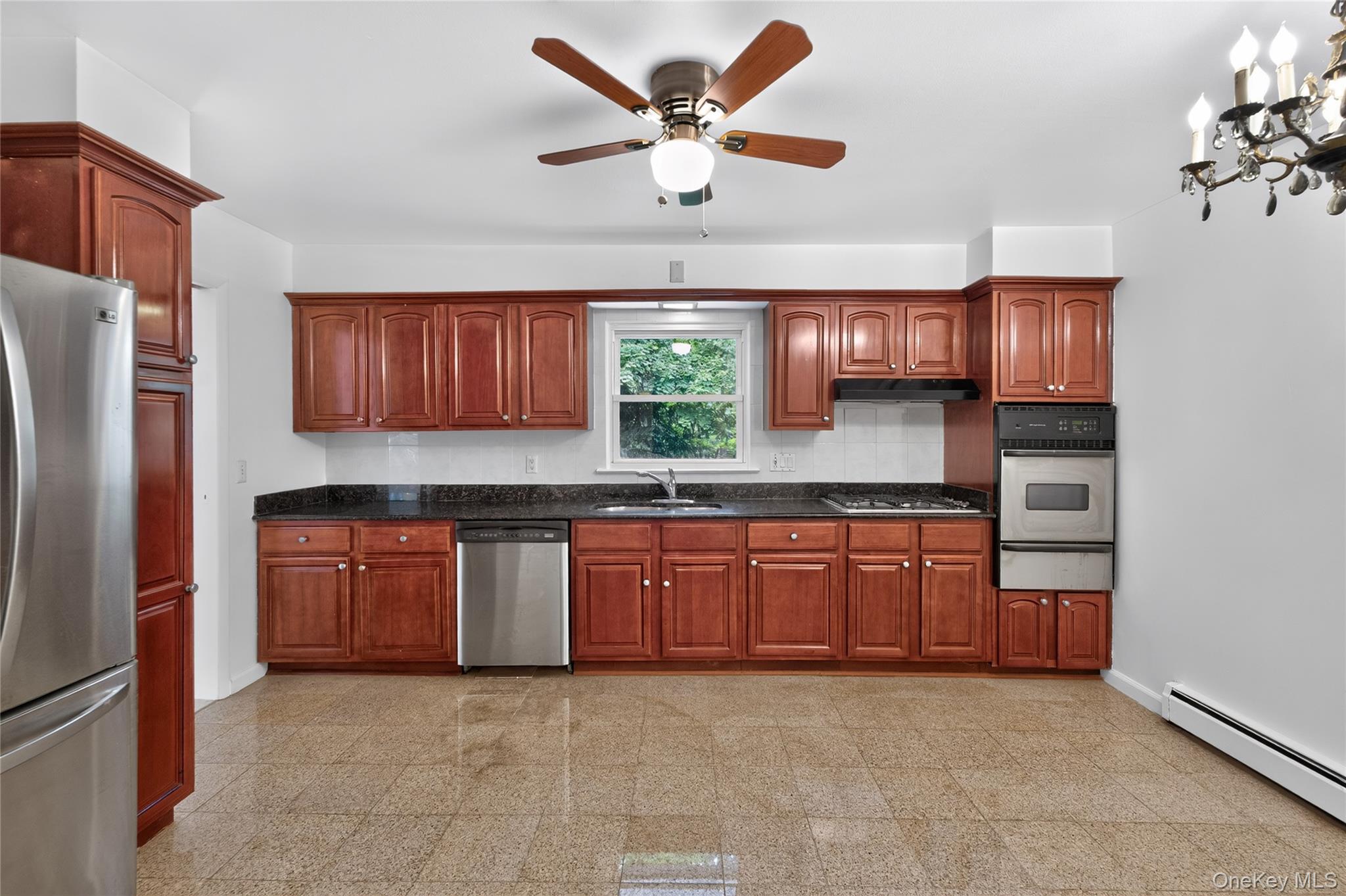 Photo 4 of this property