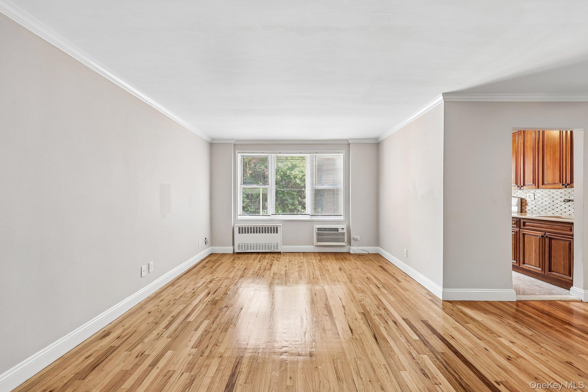 Photo 4 of this property