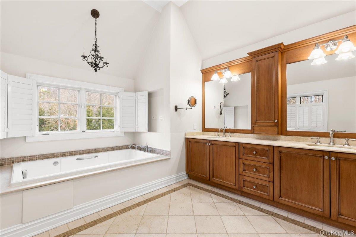 Photo 18 of this property