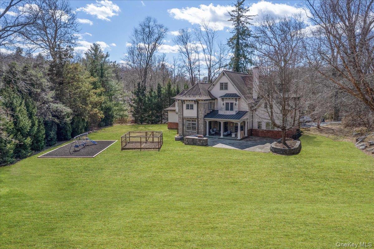 Photo 32 of this property