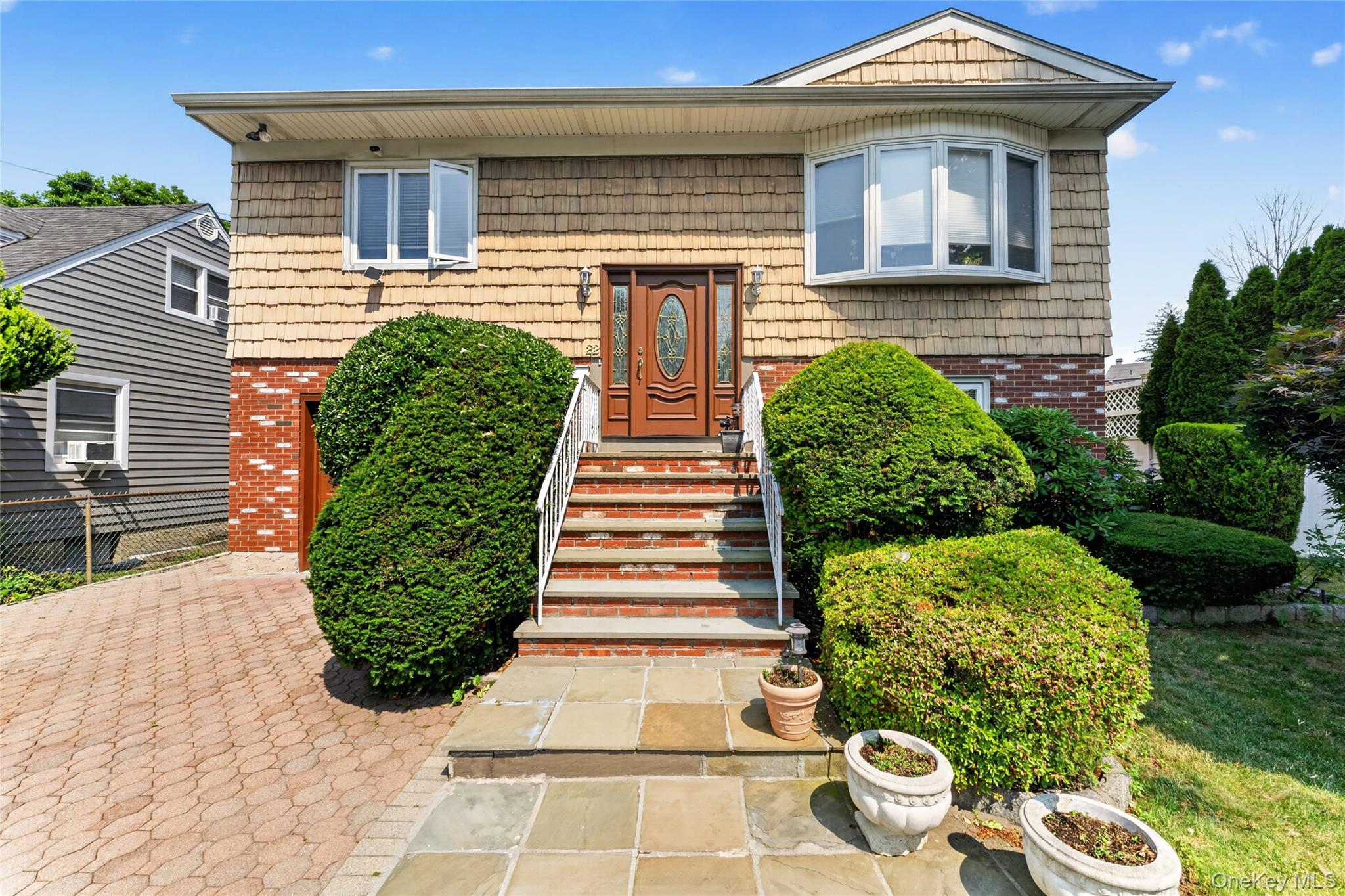 Photo 4 of this property