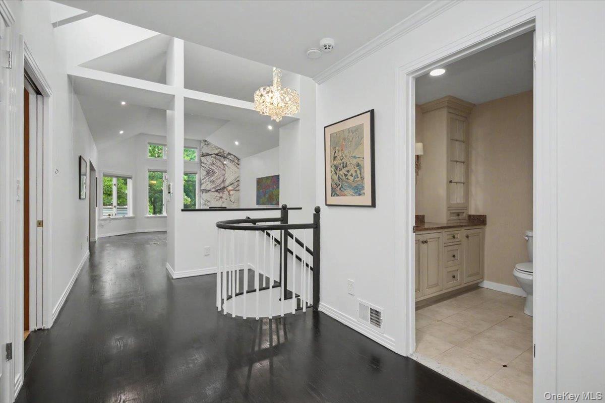 Photo 4 of this property