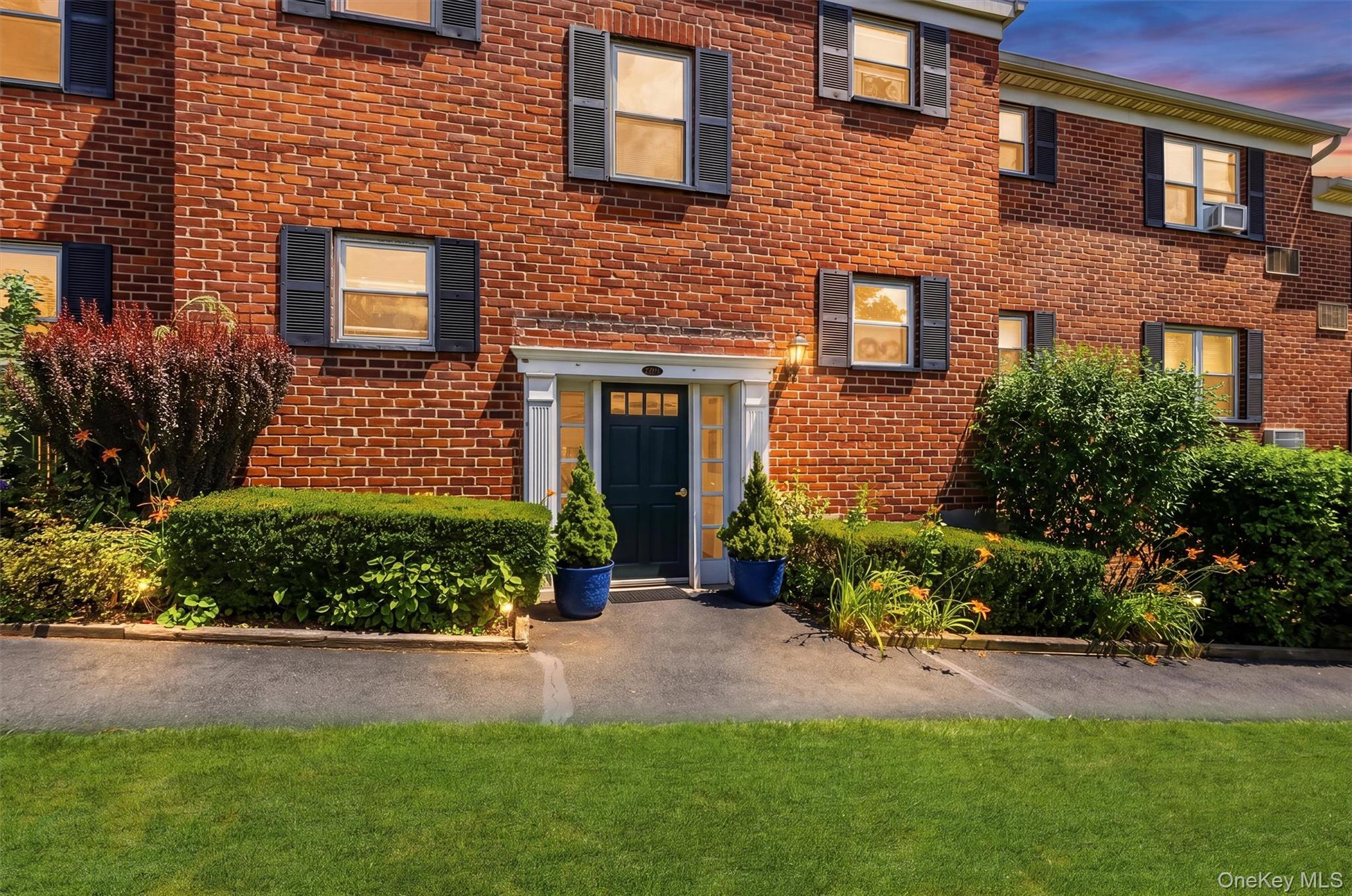 Welcome to Highland Terrace, a desirable co-op community in the heart...